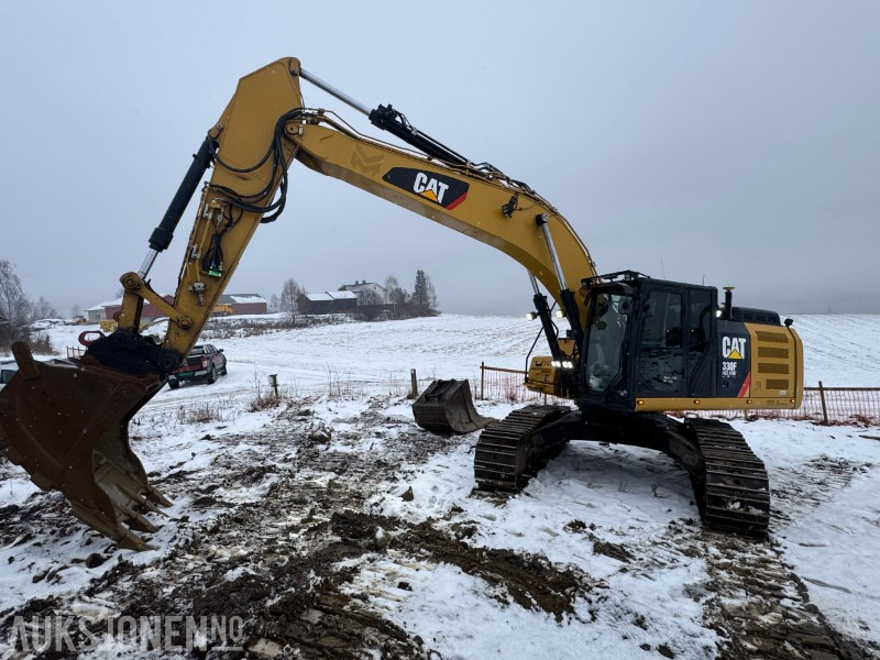 2016 Cat 330FL GRAVEMASKIN, GPS, TILTROTATOR, 2 SKUFFER +++ - Bæltegravemaskine: billede 4 2016 Cat 330FL GRAVEMASKIN, GPS, TILTROTATOR, 2 SKUFFER +++ - Bæltegravemaskine: billede 4