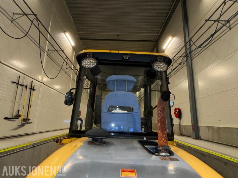 Gummihjulslæsser 2019 Everun ER 25 Hjullaster med klappvingeskuffe - Sandstrøer - Tannskuffe - Pallegafler - Kosteaggregat: billede 13