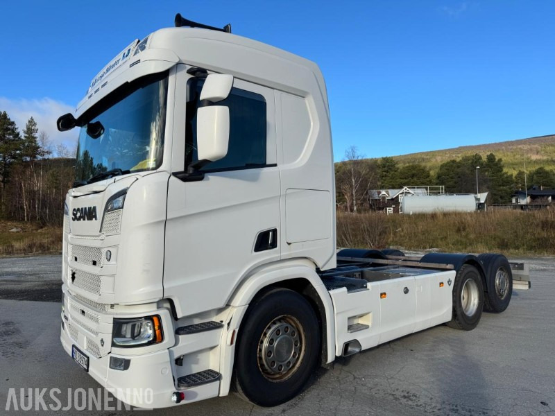 2020 Scania R580 CHASSIS, V8, EURO 6, SVING AKSEL 3, DIESELVARMER, - Lastbil chassis: billede 1 2020 Scania R580 CHASSIS, V8, EURO 6, SVING AKSEL 3, DIESELVARMER, - Lastbil chassis: billede 1