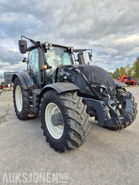 2021 Valtra T254 traktor 4X4, FRONTHYDRAULIKK, VENDBAR FØRERPLASS - Traktor: billede 3 2021 Valtra T254 traktor 4X4, FRONTHYDRAULIKK, VENDBAR FØRERPLASS - Traktor: billede 3
