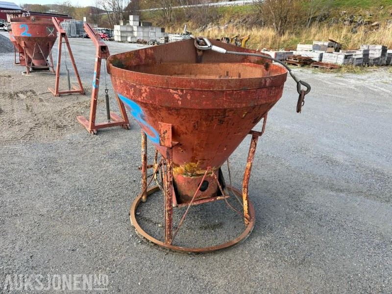 BETONGTOBB 750L - Bygningsudstyr: billede 3 BETONGTOBB 750L - Bygningsudstyr: billede 3