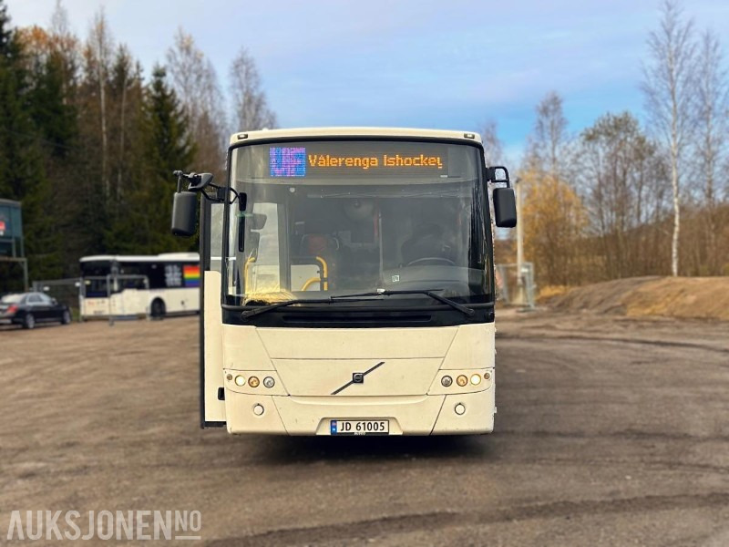 2012 Volvo 8700 B13B 6X2 TURBUSS 45 SITTEPLASSER 29 STÅPLASSER - Bus: billede 2 2012 Volvo 8700 B13B 6X2 TURBUSS 45 SITTEPLASSER 29 STÅPLASSER - Bus: billede 2