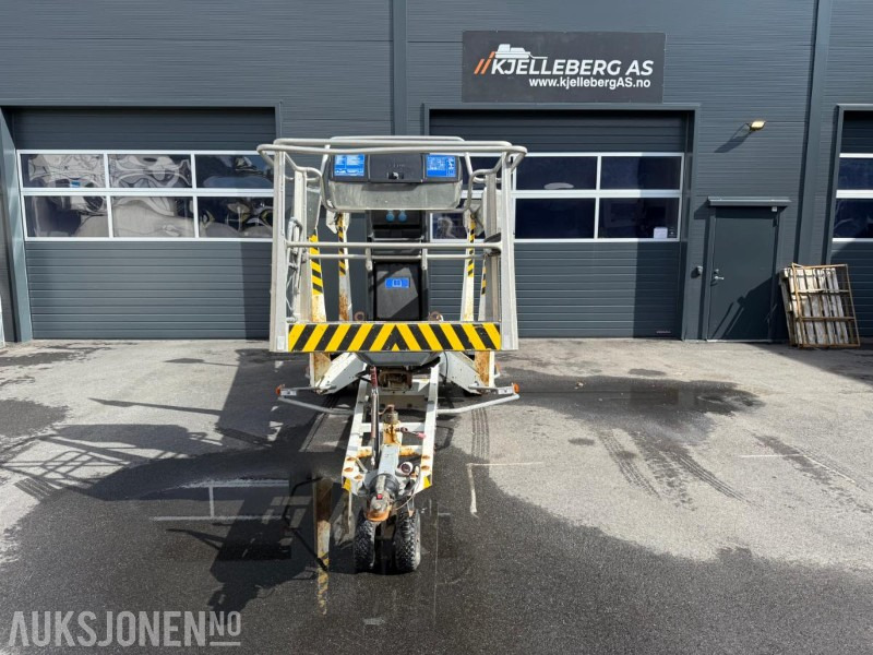 Dino 135T Tilhengerlift – 13,5 meter rekkevidde – 2013-modell - Lift: billede 2 Dino 135T Tilhengerlift – 13,5 meter rekkevidde – 2013-modell - Lift: billede 2