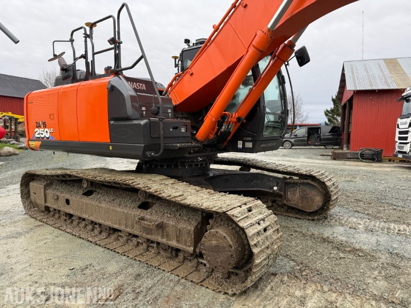Hitachi ZX250 LC-6 EC223, GPS, Sentralsmøring, 2 skuffer, LED - Gravemaskine: billede 4 Hitachi ZX250 LC-6 EC223, GPS, Sentralsmøring, 2 skuffer, LED - Gravemaskine: billede 4