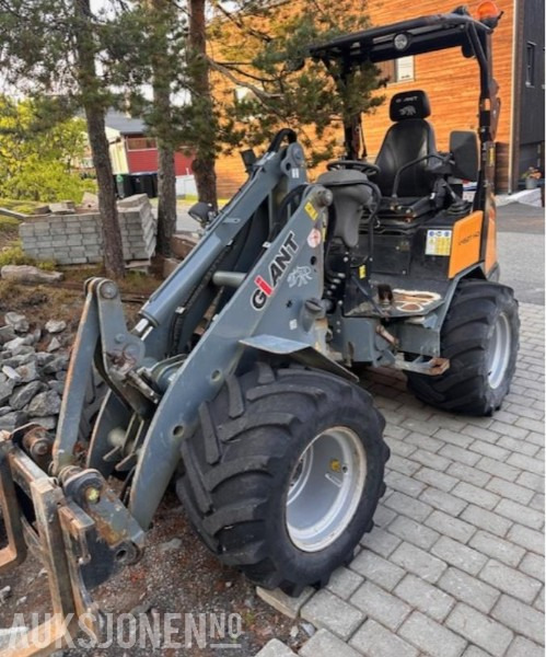Hjullaster Giant V452T HD - Gummihjulslæsser: billede 1 Hjullaster Giant V452T HD - Gummihjulslæsser: billede 1