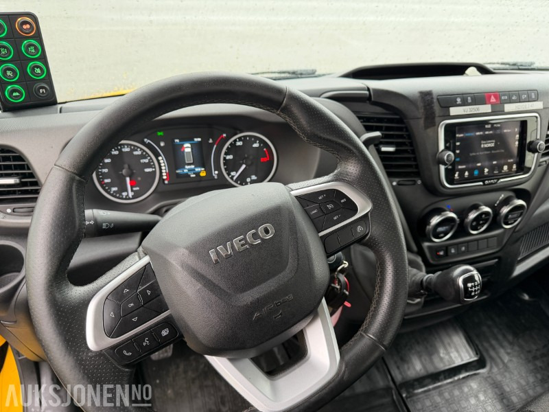 Brandbil Iveco Daily 70C18 Bergingsbil – 2023-modell - bare gått 98 182 km: billede 14