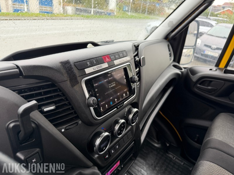 Brandbil Iveco Daily 70C18 Bergingsbil – 2023-modell - bare gått 98 182 km: billede 17