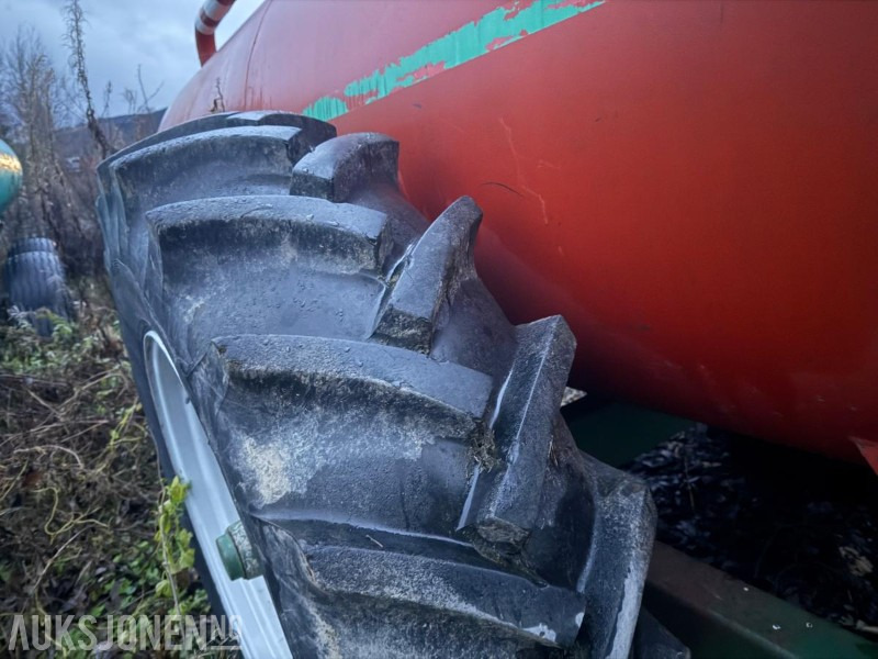 Landbrugsmaskine 1998 Orkel Gjødselvogn 6m3: billede 9 Landbrugsmaskine 1998 Orkel Gjødselvogn 6m3: billede 9