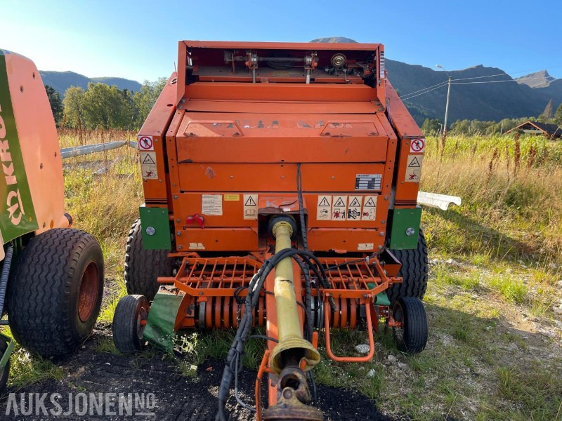 1999 Gallignani 3200 Rundballepresse selges som reparasjons objekt - Landbrugsmaskine: billede 2 1999 Gallignani 3200 Rundballepresse selges som reparasjons objekt - Landbrugsmaskine: billede 2