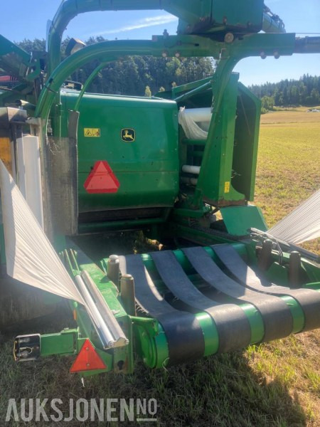 2011 John Deere 744 Premium Rundballepresse / Kombipresse - Landbrugsmaskine: billede 3 2011 John Deere 744 Premium Rundballepresse / Kombipresse - Landbrugsmaskine: billede 3