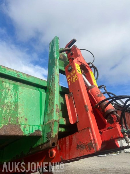 2011 Pronar T185 Krokhenger med hydraulisk dumperfeste - Landbrugsmaskine: billede 2 2011 Pronar T185 Krokhenger med hydraulisk dumperfeste - Landbrugsmaskine: billede 2