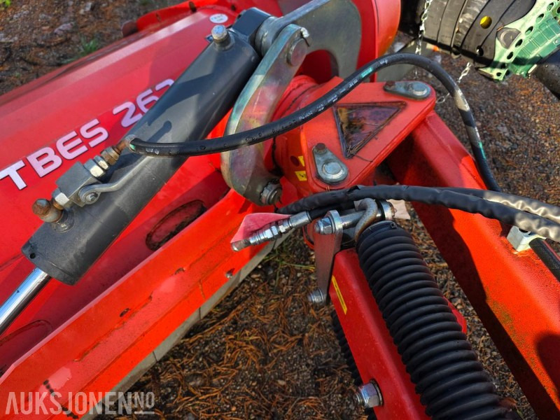 2017 Kuhn TBES 262 beitepusser / hydraulisk sidemontert slagklipper / kantslått - Landbrugsmaskine: billede 4 2017 Kuhn TBES 262 beitepusser / hydraulisk sidemontert slagklipper / kantslått - Landbrugsmaskine: billede 4