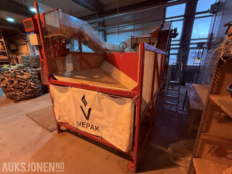 2018 Vepak pakkemaskin EP3180170A1 - Maks 40L og 30 cm - Landbrugsmaskine: billede 1 2018 Vepak pakkemaskin EP3180170A1 - Maks 40L og 30 cm - Landbrugsmaskine: billede 1
