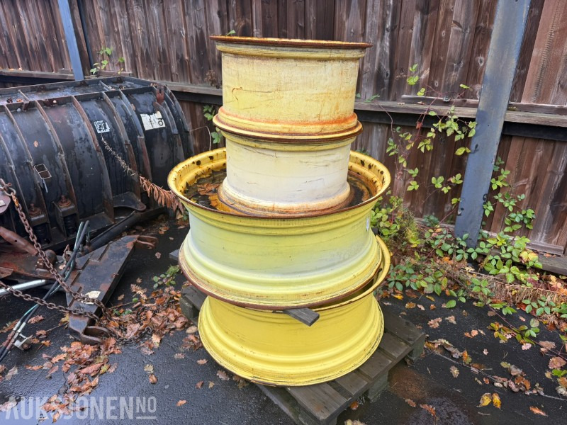 Felgsett til John Deere – AL118455 og AL174627 - Landbrugsmaskine: billede 2 Felgsett til John Deere – AL118455 og AL174627 - Landbrugsmaskine: billede 2