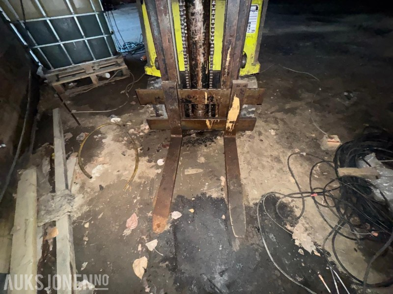 1981 Clark TM12S ELEKTRISK TRUCK M/LADER - Materialehåndteringsudstyr: billede 5 1981 Clark TM12S ELEKTRISK TRUCK M/LADER - Materialehåndteringsudstyr: billede 5