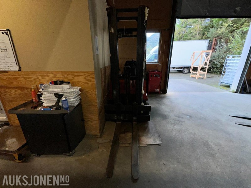 1993 Linde E15 Elektrisk Gaffeltruck - Materialehåndteringsudstyr: billede 4 1993 Linde E15 Elektrisk Gaffeltruck - Materialehåndteringsudstyr: billede 4