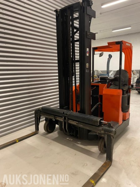 2002 BT 4-veis 2,7T 6,3M REP. - Materialehåndteringsudstyr: billede 1 2002 BT 4-veis 2,7T 6,3M REP. - Materialehåndteringsudstyr: billede 1