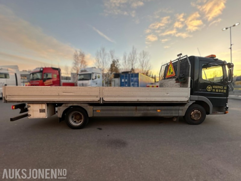 Mercedes-Benz Atego 818/42 – 2005-modell – 7,5 tonn planbil – Kjørbar, men EU utløpt - Lastbil med lad: billede 4 Mercedes-Benz Atego 818/42 – 2005-modell – 7,5 tonn planbil – Kjørbar, men EU utløpt - Lastbil med lad: billede 4