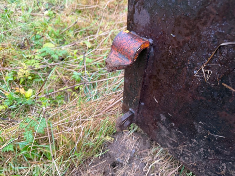 1996 Kraftig stålskuffe - Udstyr for Entreprenørmaskin: billede 4 1996 Kraftig stålskuffe - Udstyr for Entreprenørmaskin: billede 4