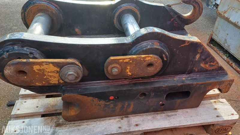 2000 Cat Hurtigfesste G-90 - passer 336 (330 eldre)-340. - Udstyr for Entreprenørmaskin: billede 1 2000 Cat Hurtigfesste G-90 - passer 336 (330 eldre)-340. - Udstyr for Entreprenørmaskin: billede 1