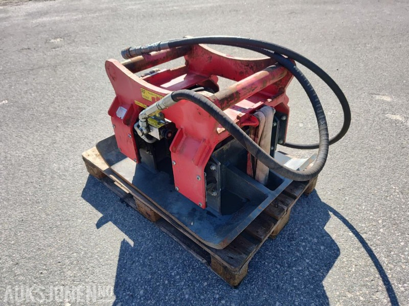 2016 RF vibroplate for gravemaskin S70 510kg - Udstyr for Entreprenørmaskin: billede 3 2016 RF vibroplate for gravemaskin S70 510kg - Udstyr for Entreprenørmaskin: billede 3