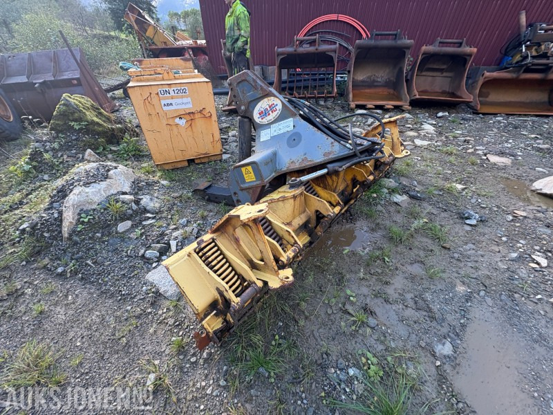 2016 Stark HT2800R Planeringsskjær / Høvler / Høvelskjær - Udstyr for Entreprenørmaskin: billede 4 2016 Stark HT2800R Planeringsskjær / Høvler / Høvelskjær - Udstyr for Entreprenørmaskin: billede 4