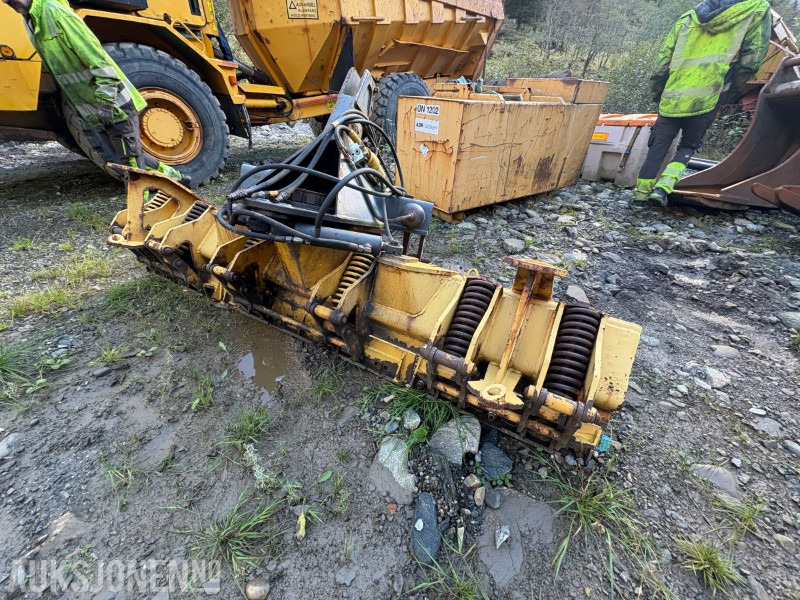 2016 Stark HT2800R Planeringsskjær / Høvler / Høvelskjær - Udstyr for Entreprenørmaskin: billede 3 2016 Stark HT2800R Planeringsskjær / Høvler / Høvelskjær - Udstyr for Entreprenørmaskin: billede 3