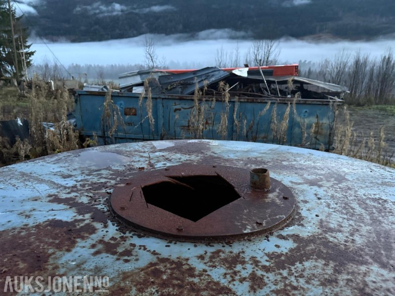 Udstyr for Entreprenørmaskin Tank med volum 4,5m3: billede 7 Udstyr for Entreprenørmaskin Tank med volum 4,5m3: billede 7