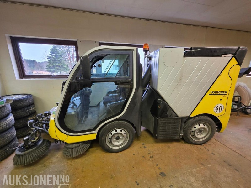 2005 Kärcher ICC 2 kompakt gate- og industrifeiemaskin - Utility/ Speciel maskine: billede 3 2005 Kärcher ICC 2 kompakt gate- og industrifeiemaskin - Utility/ Speciel maskine: billede 3