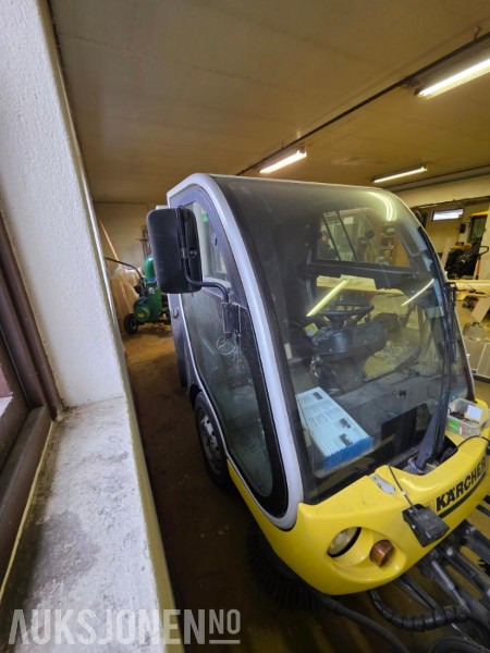 2005 Kärcher ICC 2 kompakt gate- og industrifeiemaskin - Utility/ Speciel maskine: billede 2 2005 Kärcher ICC 2 kompakt gate- og industrifeiemaskin - Utility/ Speciel maskine: billede 2