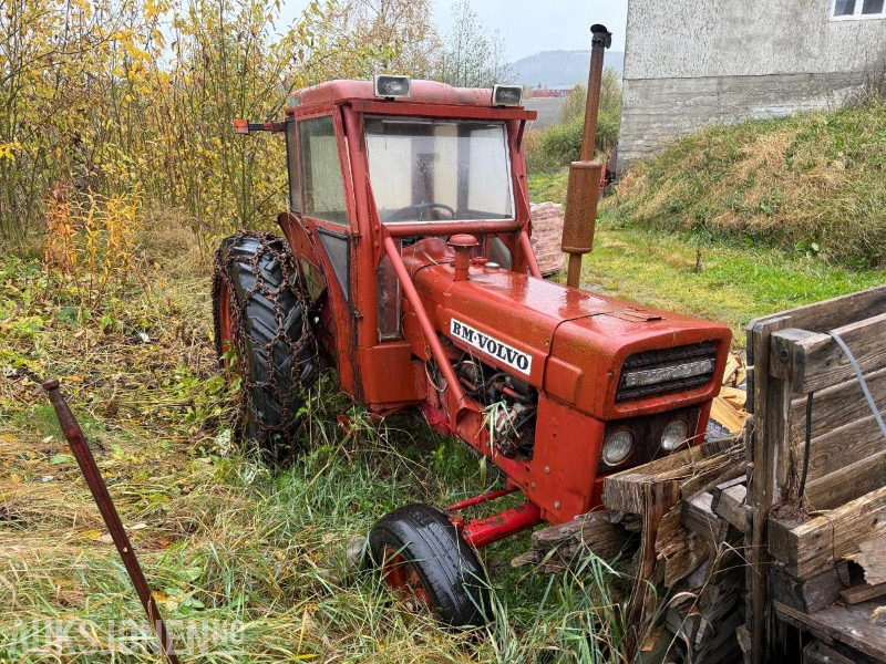 Volvo BM Volvo - Brukt sammen med vedmaskin - Traktor: billede 2 Volvo BM Volvo - Brukt sammen med vedmaskin - Traktor: billede 2