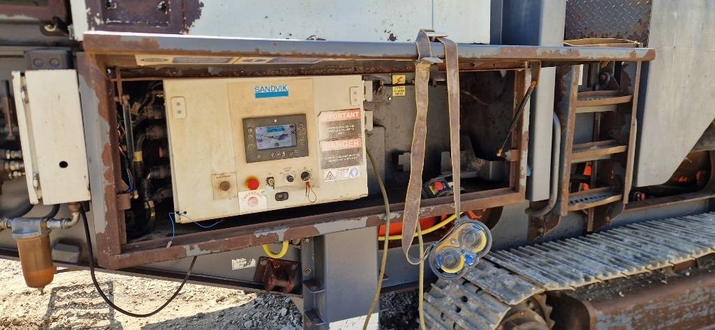 Sandvik QJ 341 - Mobil knuser: billede 4 Sandvik QJ 341 - Mobil knuser: billede 4