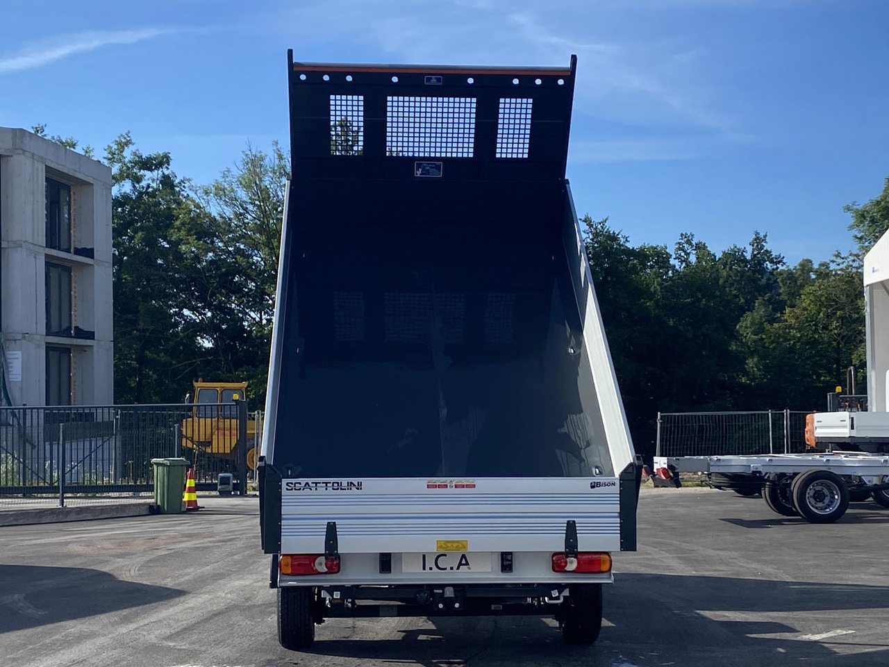 CITROEN ALTES MODELL JUMPER L3 1+2 165PS | SCATTOLINI DREISEITENKIPPER - Ladbil med tip: billede 5 CITROEN ALTES MODELL JUMPER L3 1+2 165PS | SCATTOLINI DREISEITENKIPPER - Ladbil med tip: billede 5