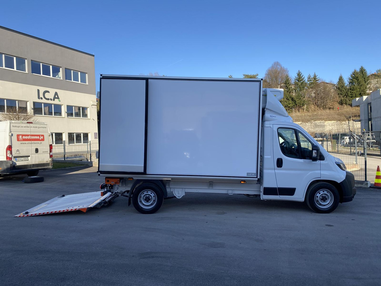 CITROEN JUMPER L3 35+ 180PS TIEFKÜHLKOFFER -20C, L: 3430mm + LADERAMPE - Kølebil: billede 3 CITROEN JUMPER L3 35+ 180PS TIEFKÜHLKOFFER -20C, L: 3430mm + LADERAMPE - Kølebil: billede 3