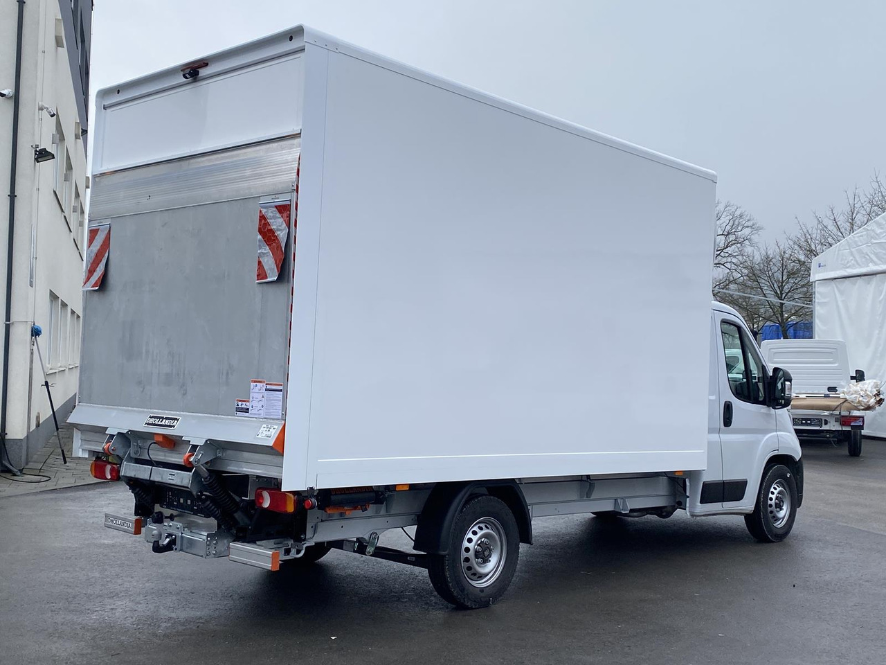 FIAT DUCATO L4 1+2, 180PS, 2.2L | ALU-BOX 4200mm + LADERAMPE + LAGER - Varebil med kasse: billede 5 FIAT DUCATO L4 1+2, 180PS, 2.2L | ALU-BOX 4200mm + LADERAMPE + LAGER - Varebil med kasse: billede 5