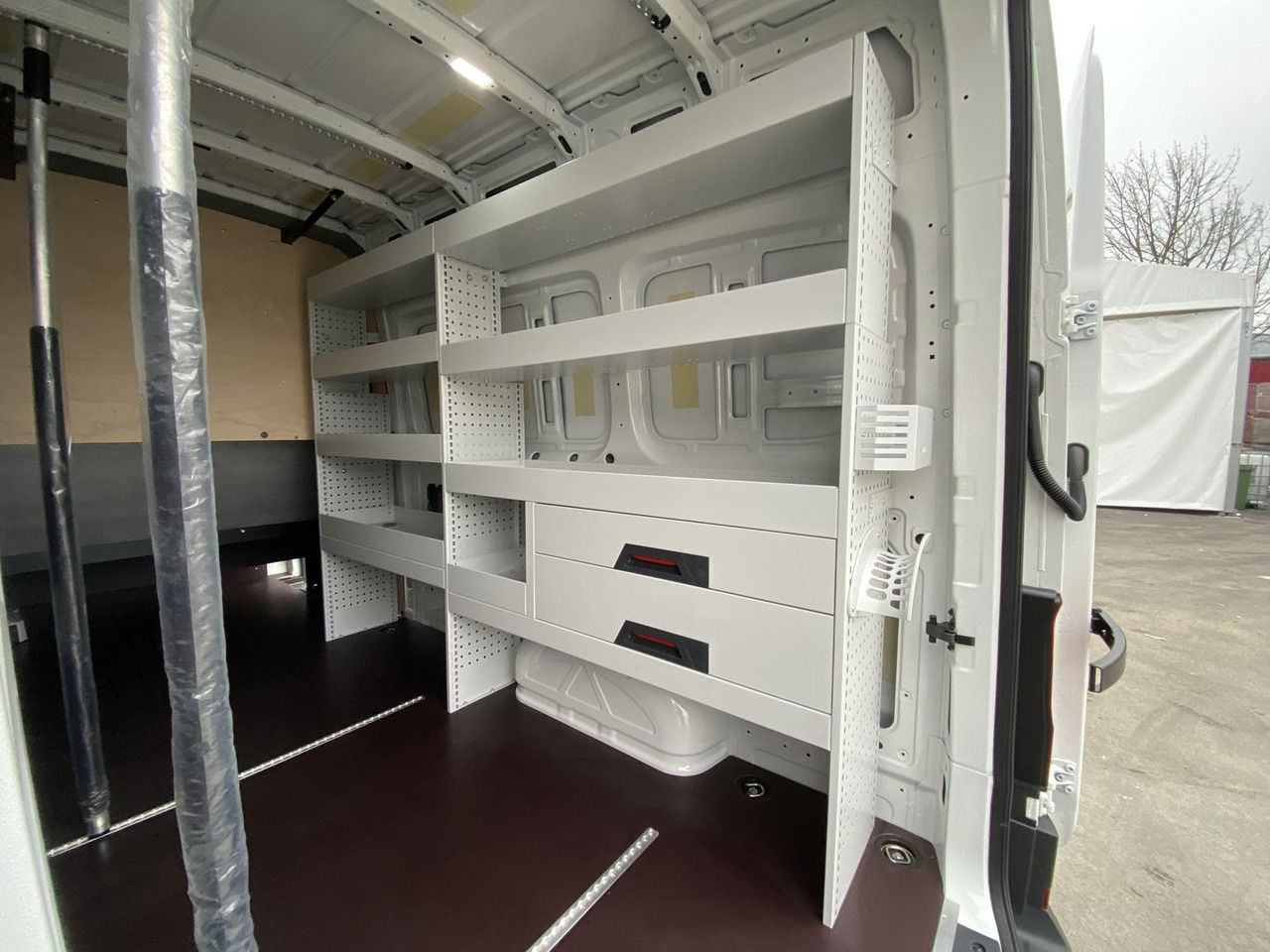 Ny Persontransport MAN TGE L4H3 180KM | SITZBANK ZWEITE REIHE + FLEXMO EINRICHTUNG: billede 5 Ny Persontransport MAN TGE L4H3 180KM | SITZBANK ZWEITE REIHE + FLEXMO EINRICHTUNG: billede 5