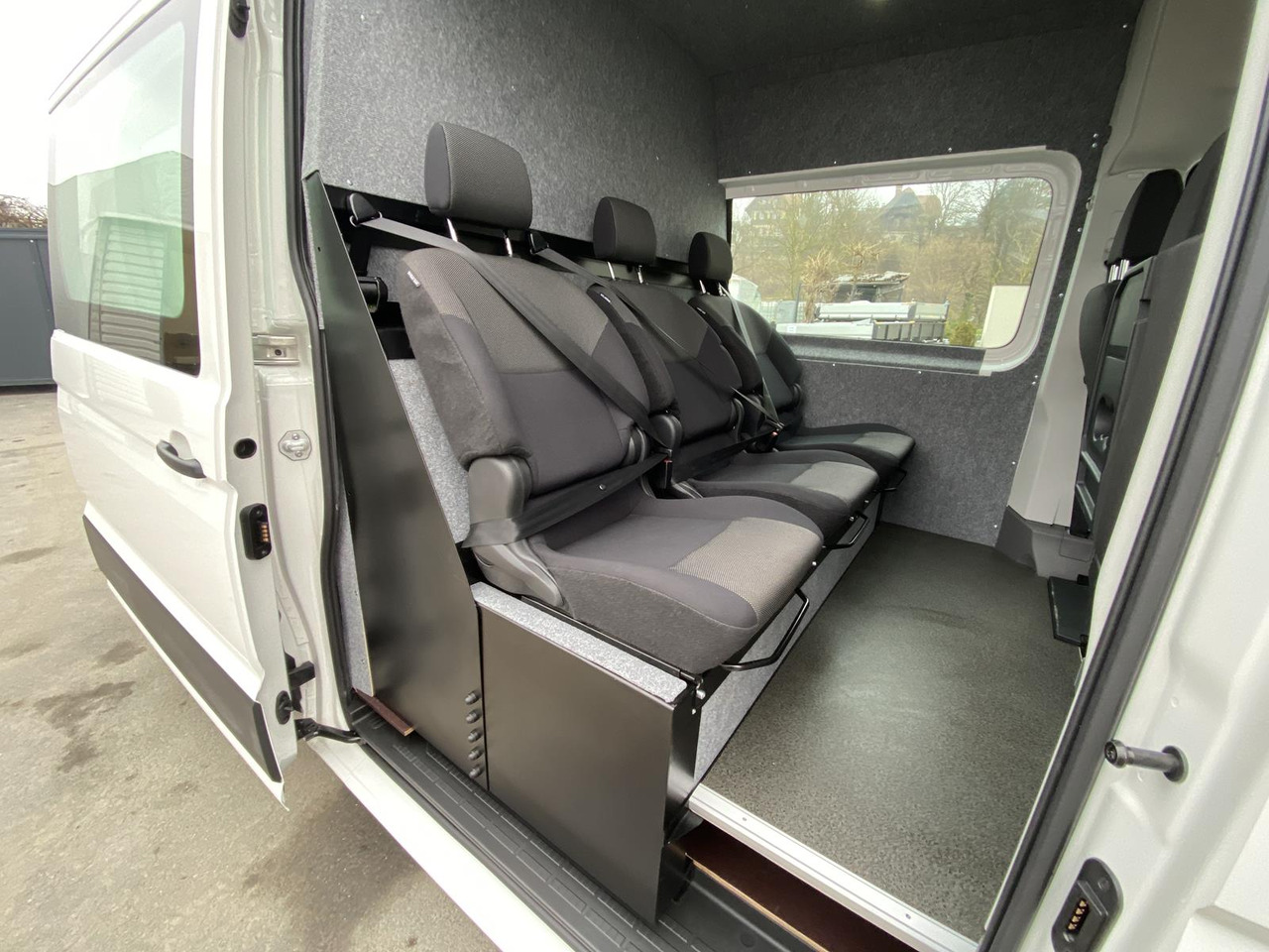 Ny Persontransport MAN TGE L4H3 180KM | SITZBANK ZWEITE REIHE + FLEXMO EINRICHTUNG: billede 9 Ny Persontransport MAN TGE L4H3 180KM | SITZBANK ZWEITE REIHE + FLEXMO EINRICHTUNG: billede 9