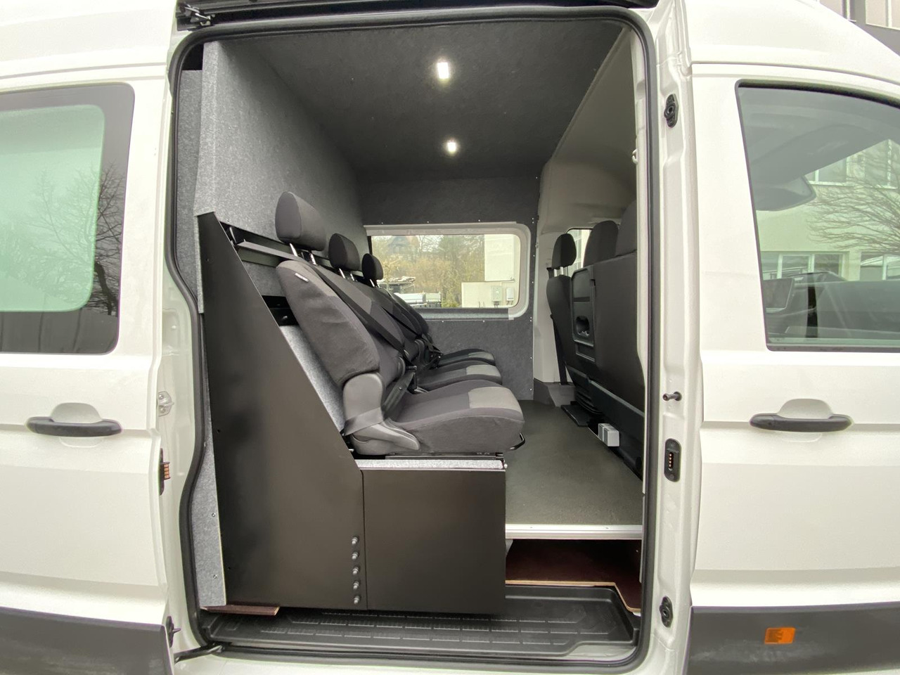 Ny Persontransport MAN TGE L4H3 180KM | SITZBANK ZWEITE REIHE + FLEXMO EINRICHTUNG: billede 10 Ny Persontransport MAN TGE L4H3 180KM | SITZBANK ZWEITE REIHE + FLEXMO EINRICHTUNG: billede 10