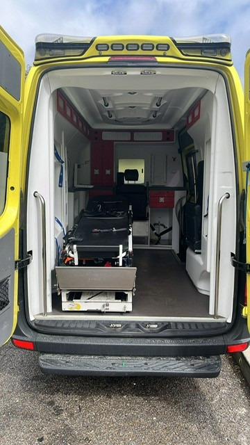 Mercedes Benz AMBULANCE Lot of 10 units Sprinter 313 CDI Automatic - Utility/ Speciel maskine: billede 3 Mercedes Benz AMBULANCE Lot of 10 units Sprinter 313 CDI Automatic - Utility/ Speciel maskine: billede 3