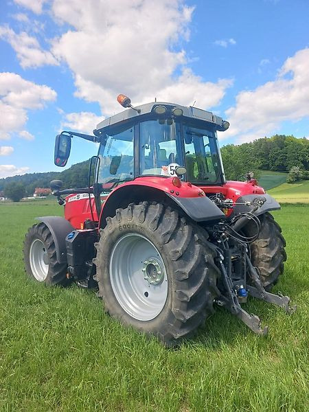 Massey Ferguson MF 6714 S Dyna-VT - Traktor: billede 4 Massey Ferguson MF 6714 S Dyna-VT - Traktor: billede 4