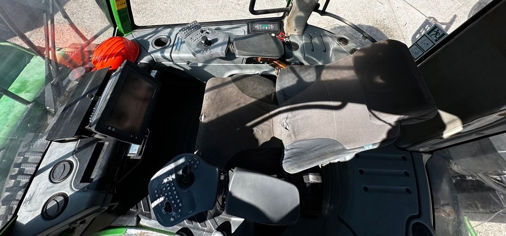 Udkørselsmaskine John Deere 1210E 10m CF710 KRAN: billede 16