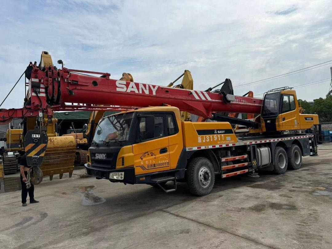 Sany 25 Ton Used Truck Crane 50 Ton 70 Ton 80 Ton 100 Ton 120 Ton 200 Ton 220Ton 240 Ton 300 Ton XCMG Zoomlion Liebherr Tadano Truck Crane - Mobilkran: billede 3 Sany 25 Ton Used Truck Crane 50 Ton 70 Ton 80 Ton 100 Ton 120 Ton 200 Ton 220Ton 240 Ton 300 Ton XCMG Zoomlion Liebherr Tadano Truck Crane - Mobilkran: billede 3