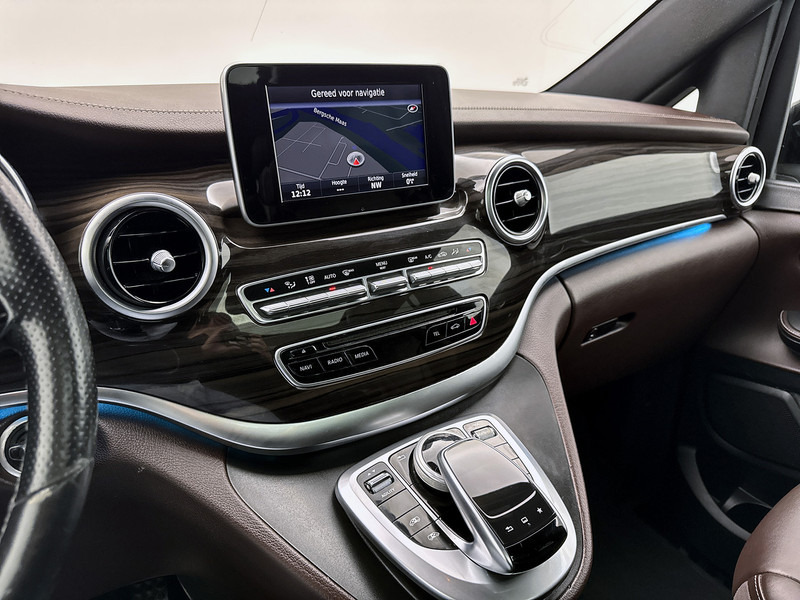 Mercedes-Benz V-Klasse 220d Lang Avantgarde Edition 8 Persoons incl. BPM Elektr schuifdeuren Nappa Leder Pano 8 zitplaatsen Geel kenteken - Minibus, Persontransport: billede 5 Mercedes-Benz V-Klasse 220d Lang Avantgarde Edition 8 Persoons incl. BPM Elektr schuifdeuren Nappa Leder Pano 8 zitplaatsen Geel kenteken - Minibus, Persontransport: billede 5