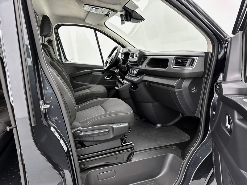 Leje en Renault Trafic 2.0 dCi 170 T27 DC L2H1 Luxe Dubbele cabine Led Trekhaak 2500KG Cruise control Renault Trafic 2.0 dCi 170 T27 DC L2H1 Luxe Dubbele cabine Led Trekhaak 2500KG Cruise control: billede 16 Leje en Renault Trafic 2.0 dCi 170 T27 DC L2H1 Luxe Dubbele cabine Led Trekhaak 2500KG Cruise control Renault Trafic 2.0 dCi 170 T27 DC L2H1 Luxe Dubbele cabine Led Trekhaak 2500KG Cruise control: billede 16