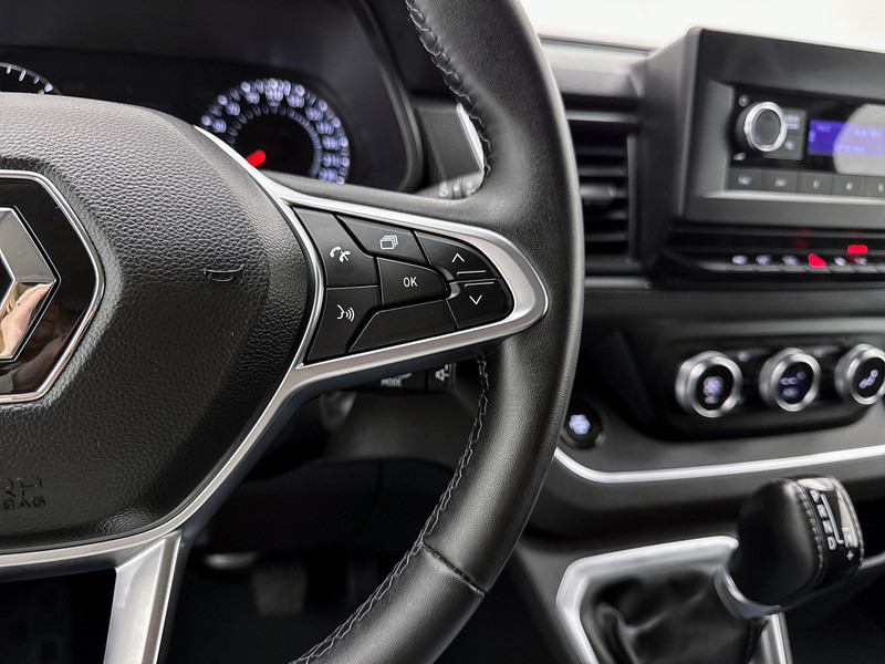 Leje en Renault Trafic 2.0 dCi 170 T27 DC L2H1 Luxe Dubbele cabine Led Trekhaak 2500KG Cruise control Renault Trafic 2.0 dCi 170 T27 DC L2H1 Luxe Dubbele cabine Led Trekhaak 2500KG Cruise control: billede 20 Leje en Renault Trafic 2.0 dCi 170 T27 DC L2H1 Luxe Dubbele cabine Led Trekhaak 2500KG Cruise control Renault Trafic 2.0 dCi 170 T27 DC L2H1 Luxe Dubbele cabine Led Trekhaak 2500KG Cruise control: billede 20