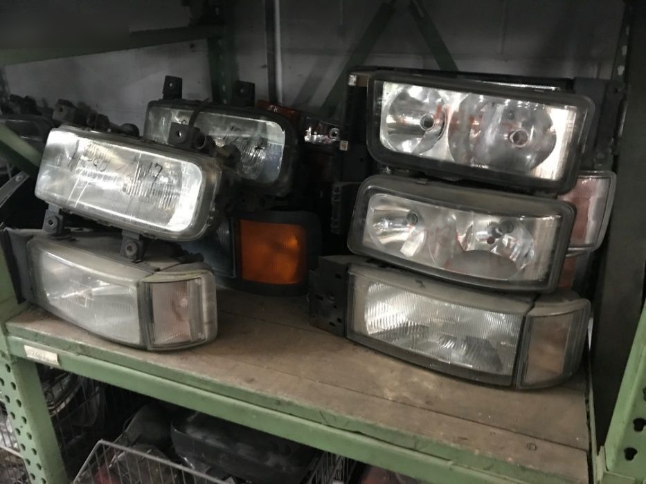 Faruri camion din dezmembrari - Forlygte for Lastbil: billede 1 Faruri camion din dezmembrari - Forlygte for Lastbil: billede 1
