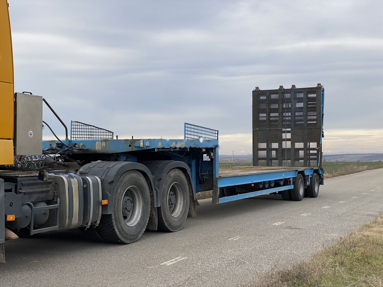 Goldhofer GOLDHOFFER STZ - L2 - 23/80 Trailer Agabaritic 2 VIRATOARE : 2 S - Nedbygget platform sættevogn: billede 4 Goldhofer GOLDHOFFER STZ - L2 - 23/80 Trailer Agabaritic 2 VIRATOARE : 2 S - Nedbygget platform sættevogn: billede 4