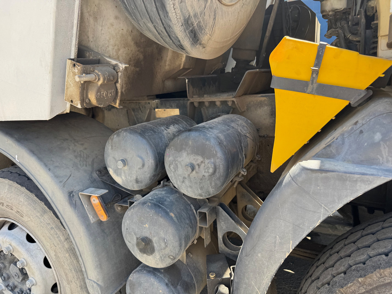 Lastbil IVECO EuroTrakker 410 2009 Euro 4 Cursor 13 Klima : Sasiu GROS , Multi: billede 9 Lastbil IVECO EuroTrakker 410 2009 Euro 4 Cursor 13 Klima : Sasiu GROS , Multi: billede 9