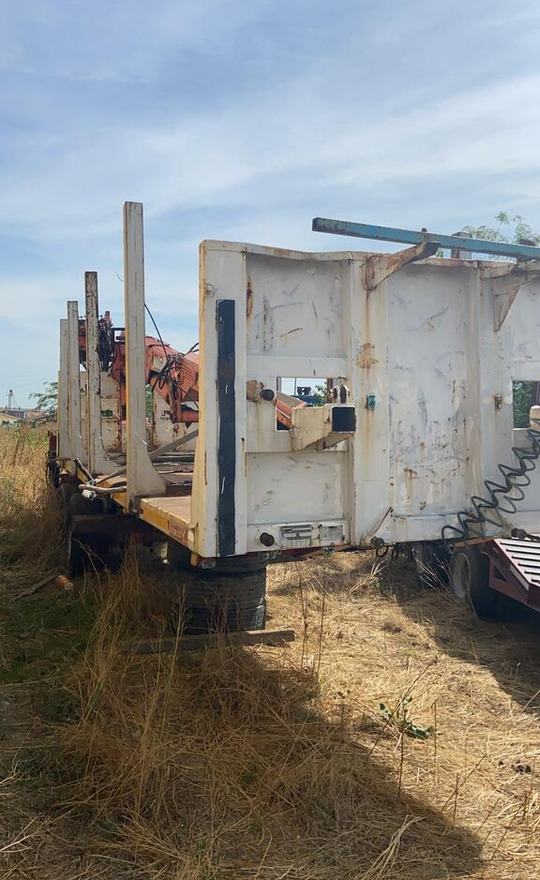 Schwarzmüller Atlas hlk 330 7 tone + graifer + rotor - Sættevogn til tømmer: billede 3 Schwarzmüller Atlas hlk 330 7 tone + graifer + rotor - Sættevogn til tømmer: billede 3