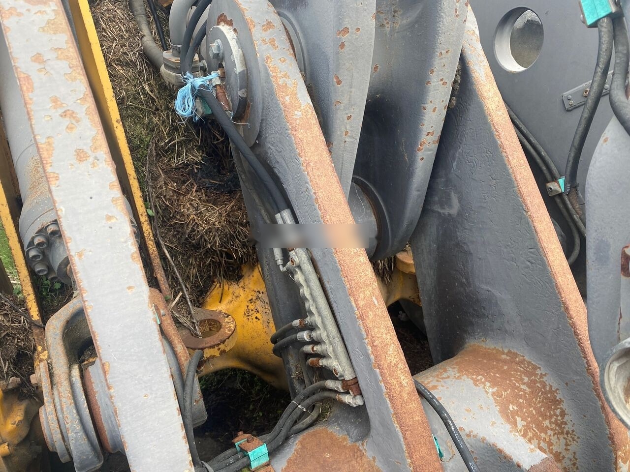 Volvo L110E PIESE DIN DEZMEMBRARI - Gummihjulslæsser: billede 4 Volvo L110E PIESE DIN DEZMEMBRARI - Gummihjulslæsser: billede 4